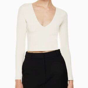Aritzia - Contour V-Neck Longsleeve